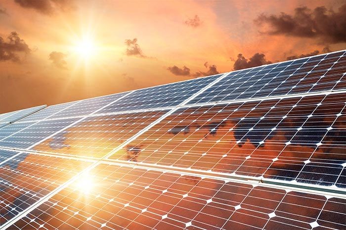 ¿Por qué el Costo de la Energía Solar es Cada Vez Menor?
