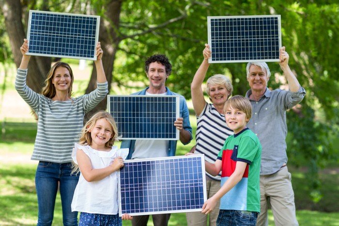 Brillando con propósito: Los beneficios de la energía solar para las organizaciones sin fines de lucro