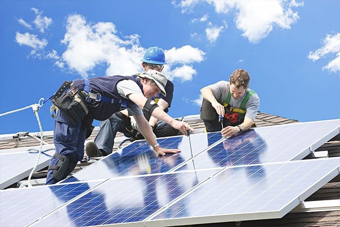 Renta de Paneles Solares: ¿Incluye mantenimiento e instalación?